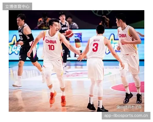 中国男篮将在7月3日坐镇沈阳主场迎战老对手日本队，本场比赛事关小组出线关键卡位。